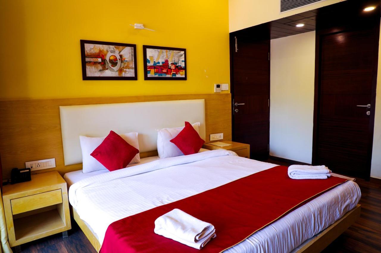 Rosetum Anjuna Goa Exterior foto